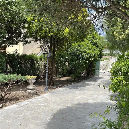 - 5mins A Pied Des Plages - Maisonette Avec Jardin, 4p, Au Calme Absolu Fréjus